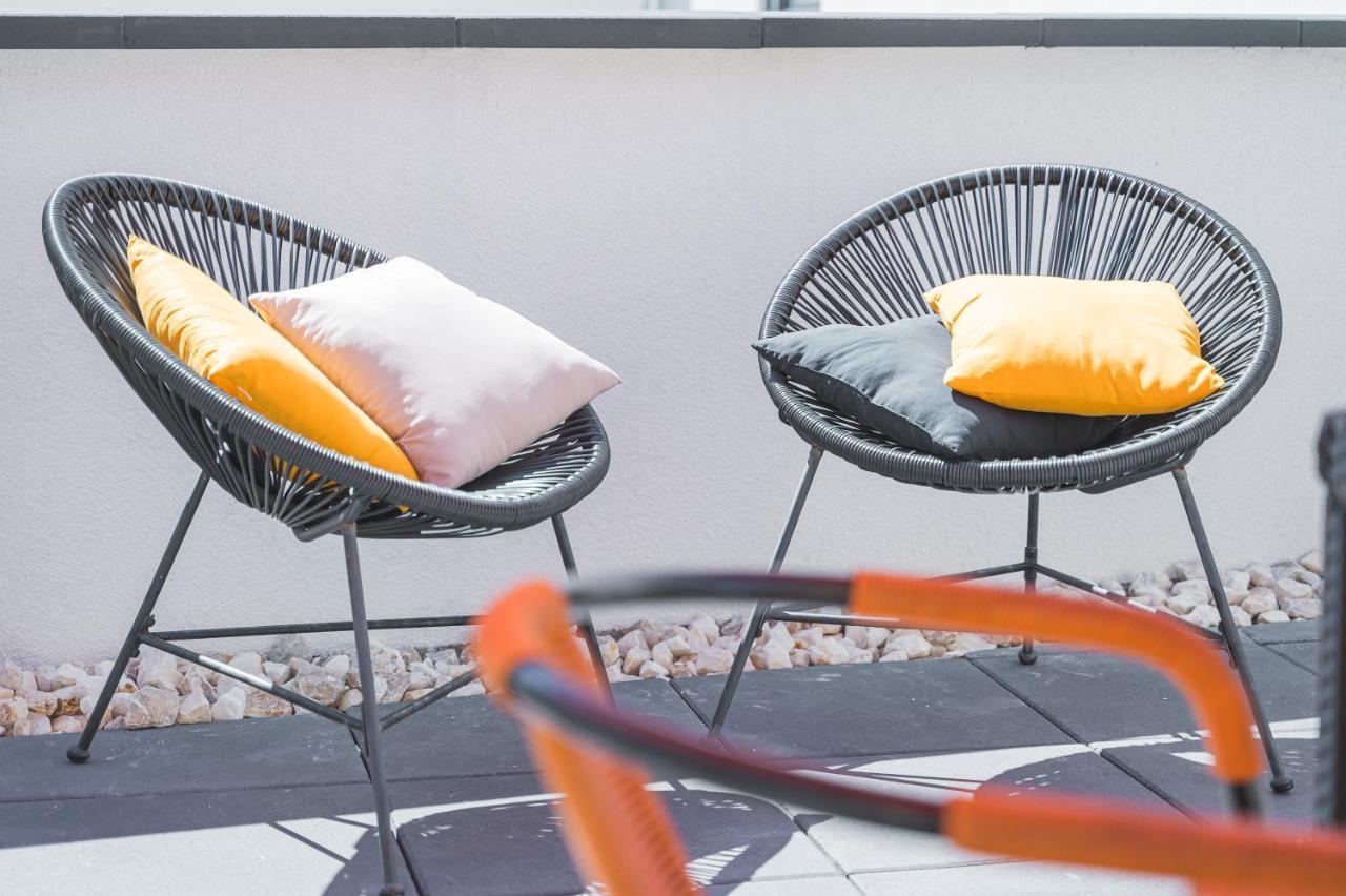 Golden Home With Barbecue, Yoga, Football Table Sinsheim Exterior foto